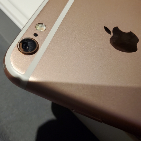 Iphone 6s for parts - Picture 4 of 6